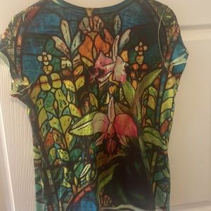 BLEU xl window panel  short sleeved with rhinestones multi colored tee